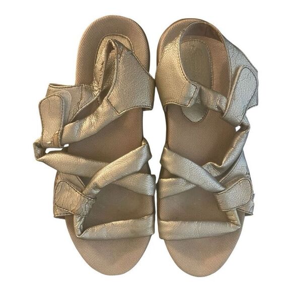 Sandbaggers Grace Gold Walling Comfort Sandals Size 8 - Picture 1 of 5